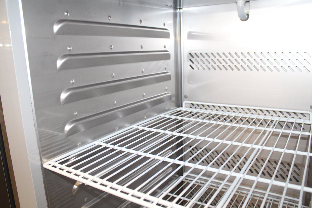 Réfrigérateur professionnel inox 560L 1 porte charnière droite refroidissement renforcé 740x875x2090 mm 0.07 kW Combisteel - vue 4 - Armoire réfrigérée positive pro CHR - Cuistéo