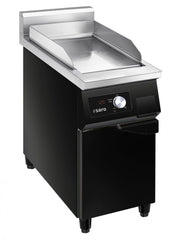 Plaque de cuisson à induction sur meuble bas noir avec porte - Saro