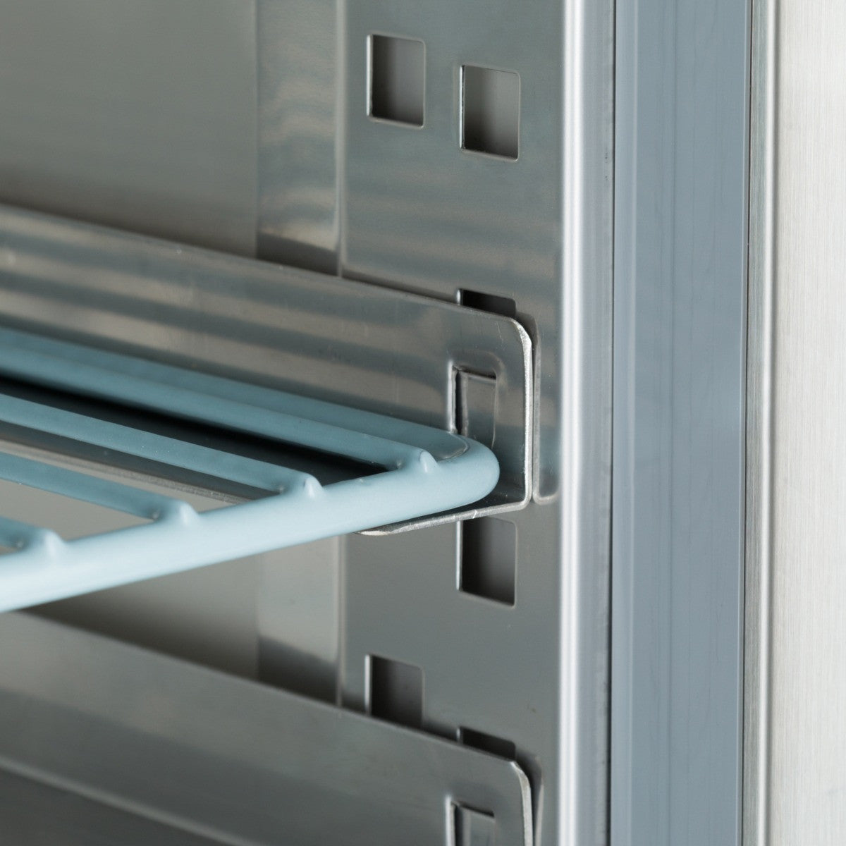 Congélateur de boulangerie 800L sur roulettes étagères réglables porte automatique éclairage LED inox 750 W Maxima - vue 12 - Armoire réfrigérée négative pro CHR - Cuistéo