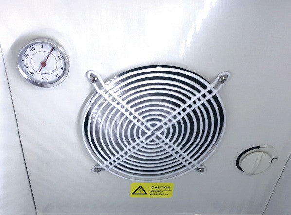 Frigo à boissons 300 L avec porte vitrée 4 étagères réglables LED et thermostat numérique - Cool Head