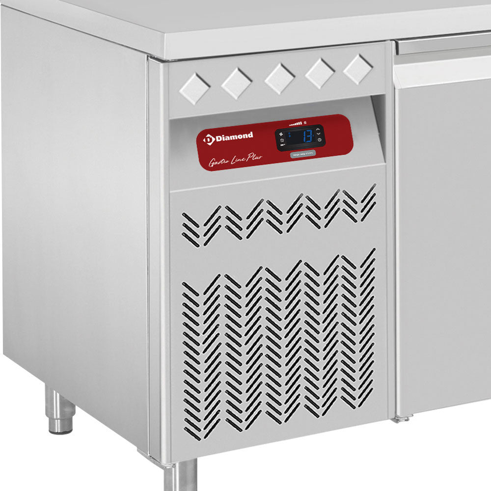 Table réfrigérée ventilée vitrée GN 1/1- 260 litres - Diamond