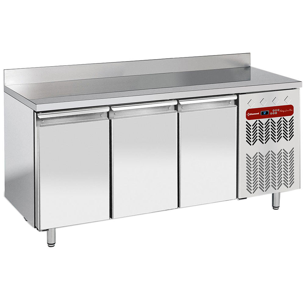 Table réfrigérée murale 3 portes 550 litres - Diamond