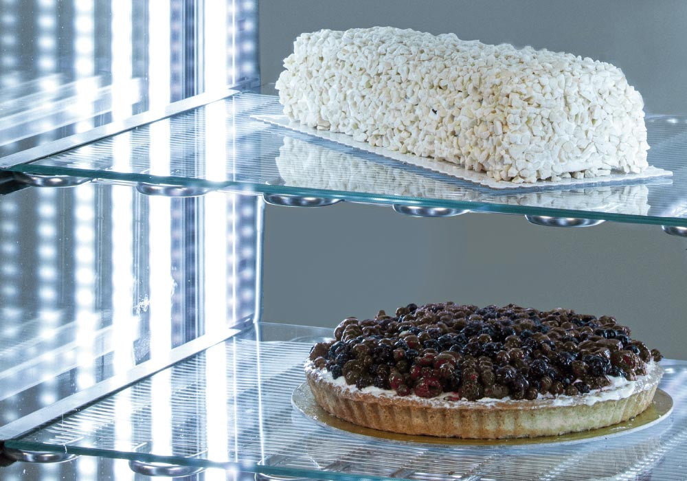 Vitrine de congélation 440 litres noire VFP 404B - Cool Head 700x650x1900 mm 556 W Coolhead - vue 2 - Vitrine réfrigérée 4 faces pro CHR - Cuistéo