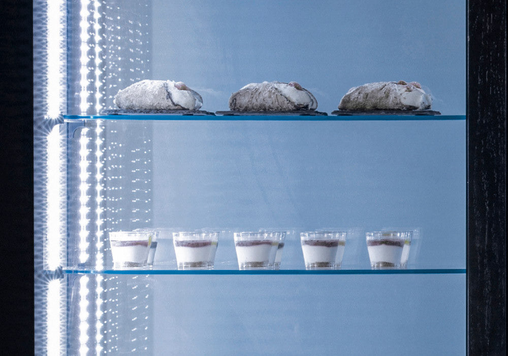 Vitrine réfrigérée 440 litres noire VRP 404B - Cool Head 700x650x1900 mm 247 W Coolhead - vue 3 - Vitrine réfrigérée 4 faces pro CHR - Cuistéo