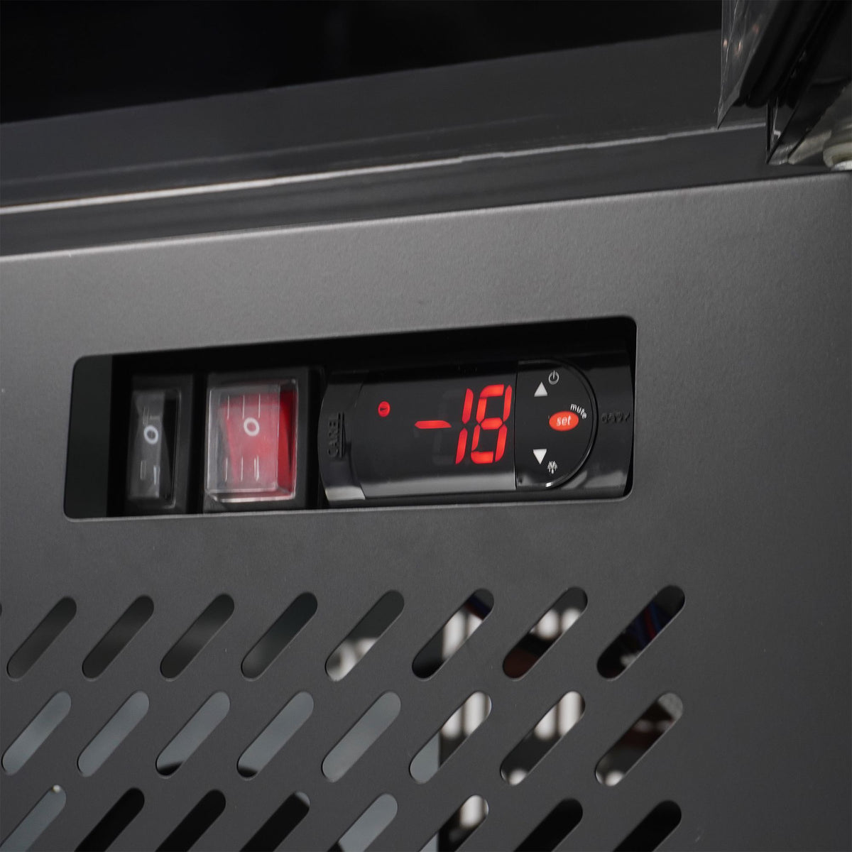 Congélateur 1 porte vitrée noir NAP-250F - L 490 x P 560 x H 1915 mm - Combisteel