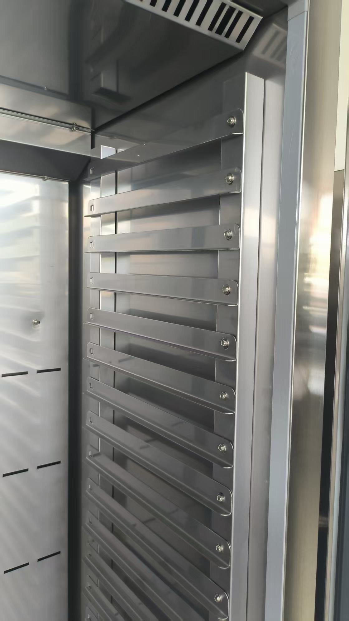 Chariot froid 20 x GN 1/1 Inox 672x780x2030 mm 290 l Combisteel - vue 3 - Chariot Réfrigéré pro CHR - Cuistéo