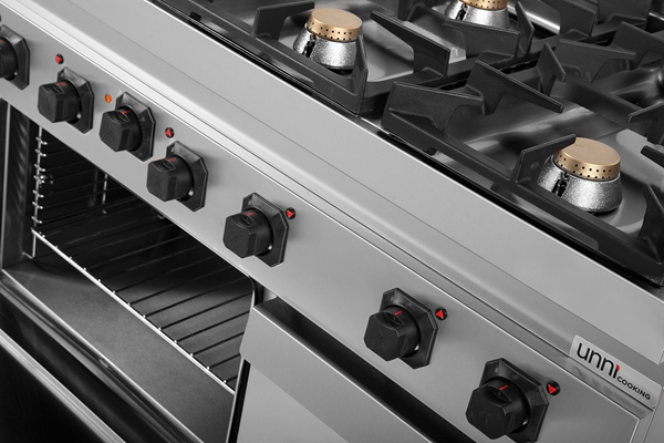Fourneau gaz 6 feux vifs sur four électrique à convection - L 1200 x P 700 x H 850 mm - Unninox