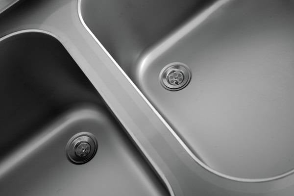 Plonge inox 2 bacs centraux avec étagère basse - L 2000 x P 700 x H 850 mm - Unninox