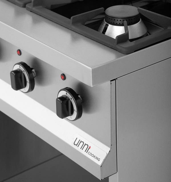 Fourneau gaz 4 feux vifs - 26 kW - L 700 x P 700 x H 850 mm - Unninox