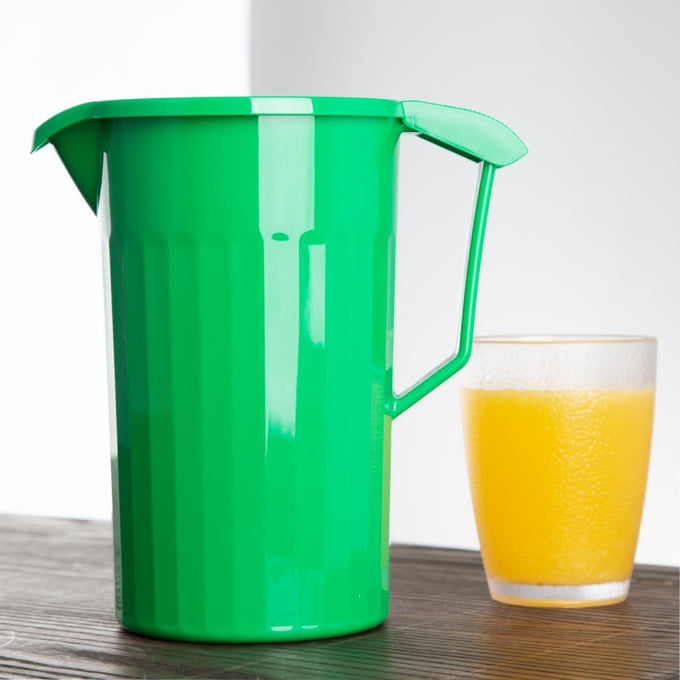 Pichet en polypropylène Kristallon vert 1,4 L - Olympia