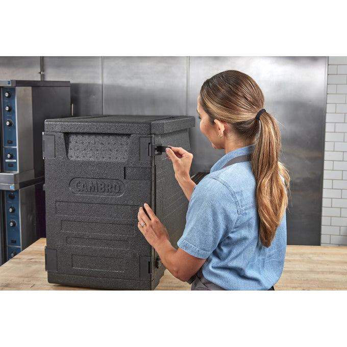 Conteneur EPP à chargement frontal GN 1/1 86 litres - Cambro