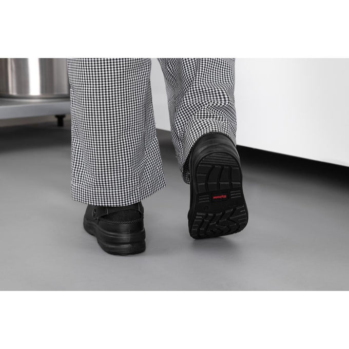 Sabots de cuisine de sécurité Cryzon noirs - Slipbuster Footwear