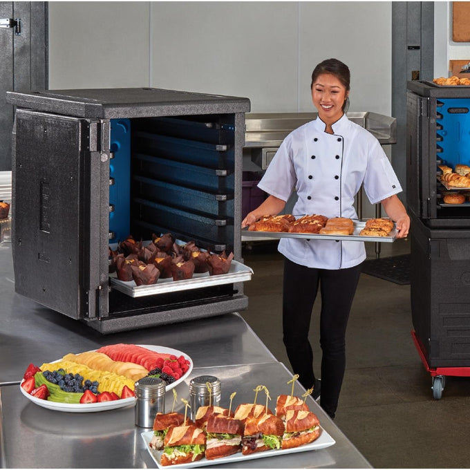 Conteneur EPP à chargement frontal 126 L avec 6 glissières - Cambro