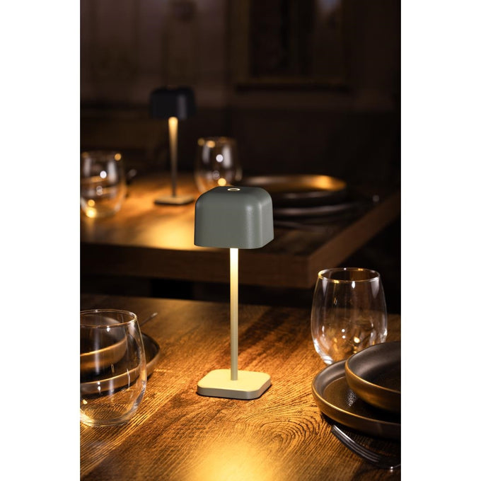 Lampe de table avec abat-jour carré Lucca verte 200 mm - Olympia