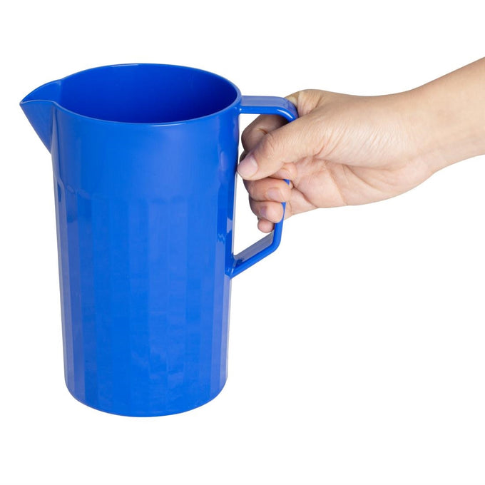 Pichet en polypropylène Kristallon bleu 1,4 L - Olympia
