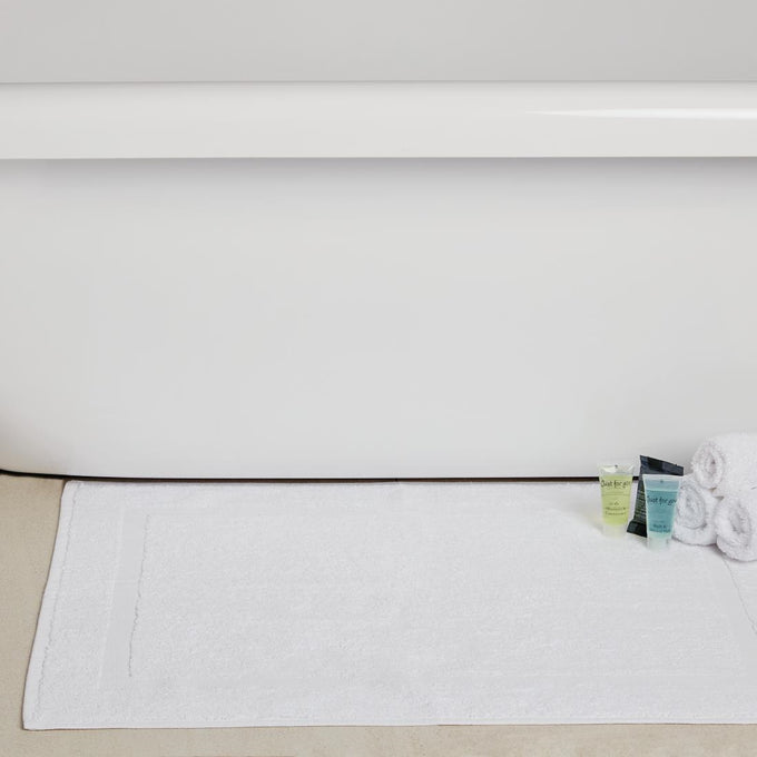 Tapis de bain Capri blanc - 760 x 500 mm - Mitre Essentials